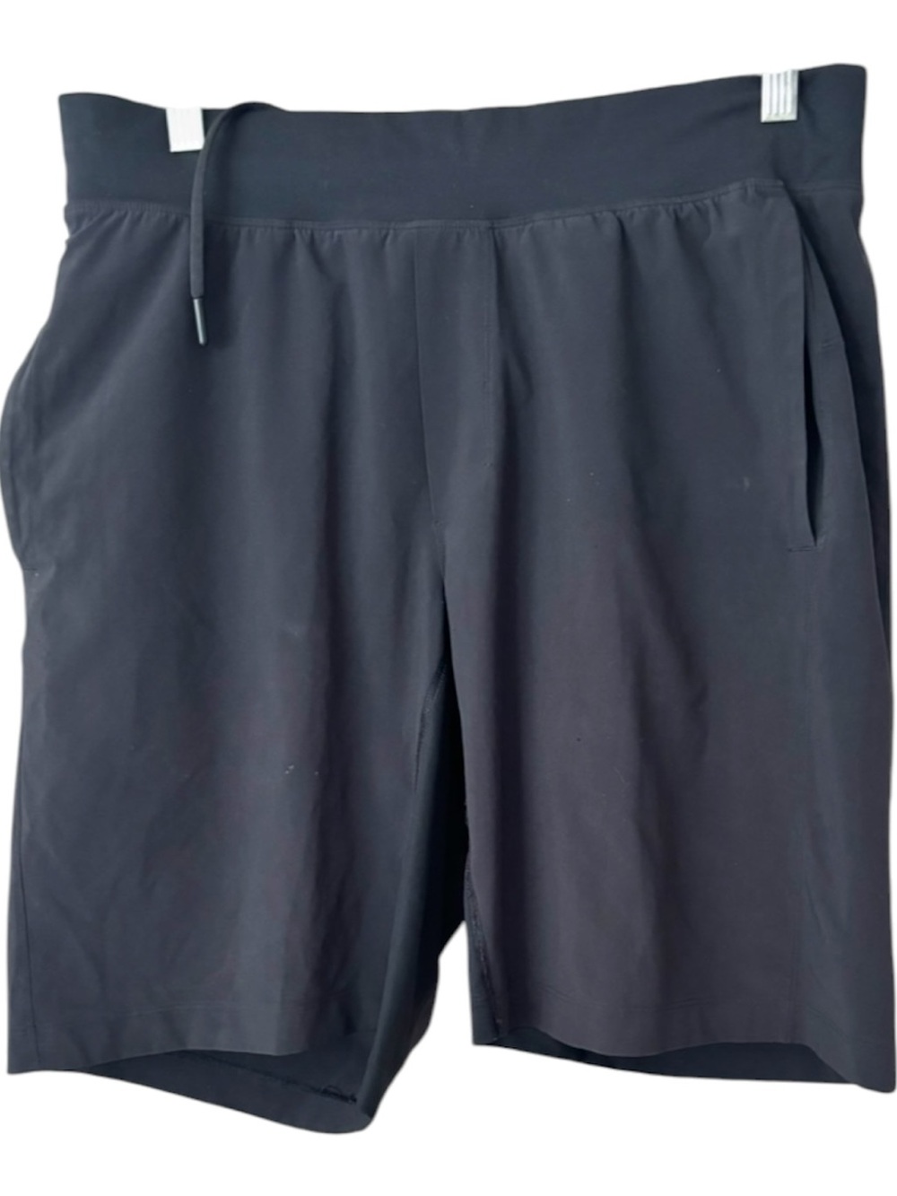 lululemon athletica Black Pull on Athletic Shorts SZ L